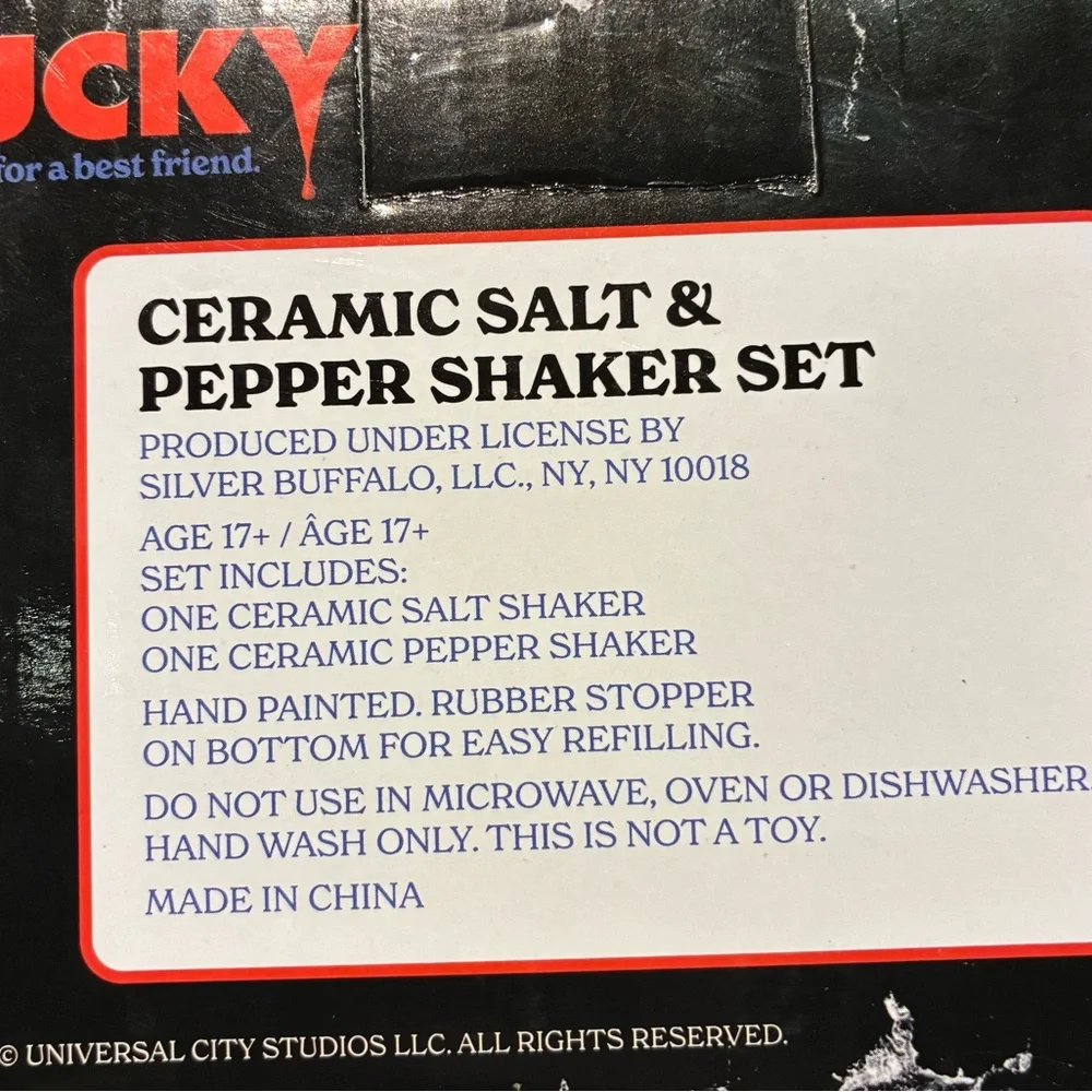 NIB Spencer's Chucky Ceramic Salt & Pepper Shaker Set - Brown and Blonde - Picture 4 of 5